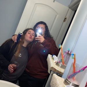 Meet your Posher, Lena-grace